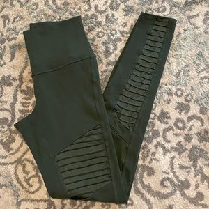Alo Yoga Moto Leggings